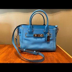 Coach Swagger Handbag/Crossbody
